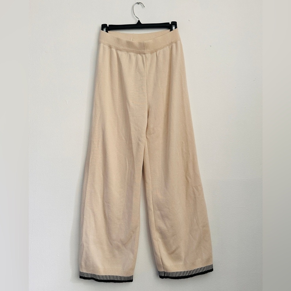 Elegant Cream Wide-Leg Pants | Size XS